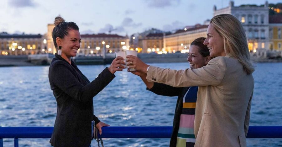 Lisbon: Sunset Cruise with Live DJ and Drinks - Value and what you get for $28