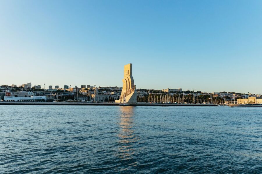Lisbon: Sunset Cruise with Welcome Drink and Snacks - Audio Guide Setup: What You’ll Hear and How It’s Delivered