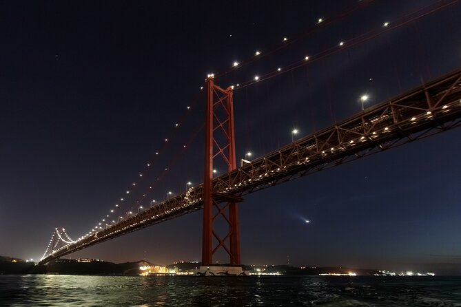 Lisbon: Sunset DJ & Porto Tonic Premium Boat Experience - Ondas de Angelo to the 25 de Abril Bridge: first wow moment