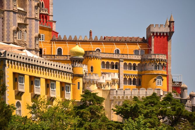 Lisbon Super Saver: 2-Day Sintra, Cascais, Fatima, Nazare and Obidos Small-Group Day Trips - Small-group reality, from meeting point to timing