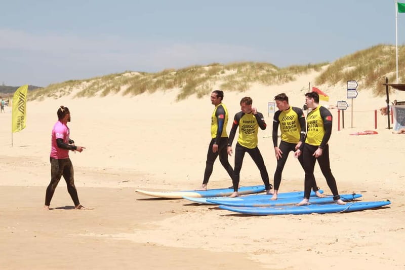 Lisbon: The Surf Instructor - surf lessons with transfer - Lisbon transfer: fast logistics from the city center
