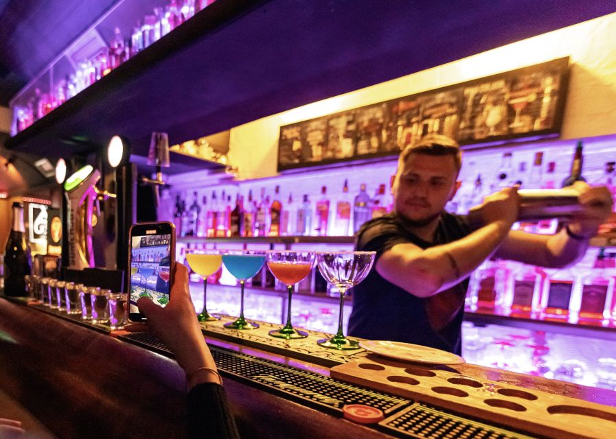 Lisbon: Tipsy Tour Fun Bar Crawl with a Local Guide - Key Things I’d Pick Out First