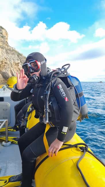 Lisbon: Try Scuba Diving in Arrábida Marine Reserve w/photos - Language support and group comfort