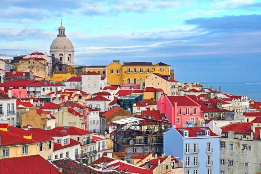 Lisbon: tuk-tuk tour with free hotel pickup - Key highlights at a glance