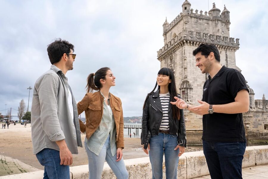 Lisbon: Walking Tour, Belém Neighborhood, Tram and Boat Ride - Where the tour starts at Praça Dom Pedro IV