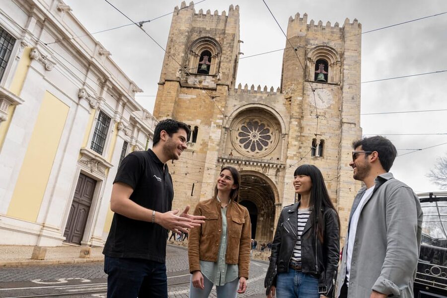 Lisbon: Walking Tour, Belém Neighborhood, Tram and Boat Ride - Who should book this tour, and who should skip it