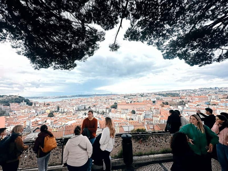 Lisbon with Tukxi: Historical Secrets by Tuk-Tuk - How the route moves, from Alfama lanes to Graça viewpoints