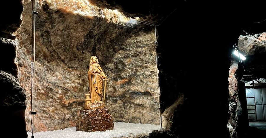 Loulé: St. Barbara Art Collection w/Guided Salt Mine Tour - The descent in a small cage, what to expect and how to plan your comfort