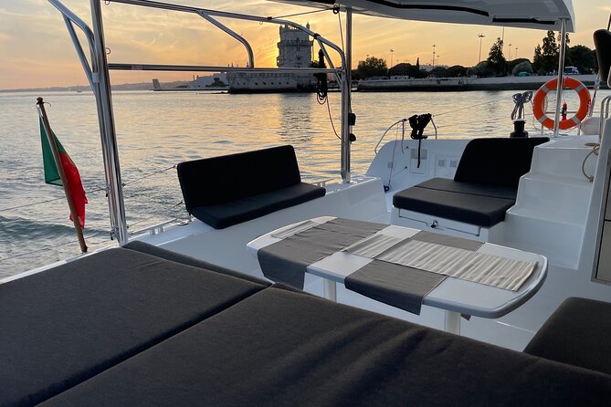 LUXURY Catamaran Sunset and Wine cruise - Seat strategy and timing: get the best views without stress