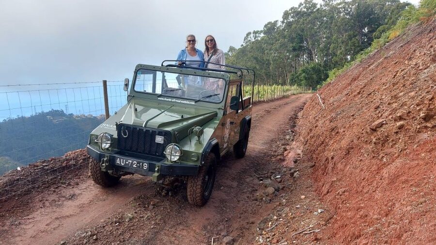 Madeira: 4 hours Open Roof Jeep tour in Central Madeira - Camara de Lobos: a fishing village stop that feels like real life