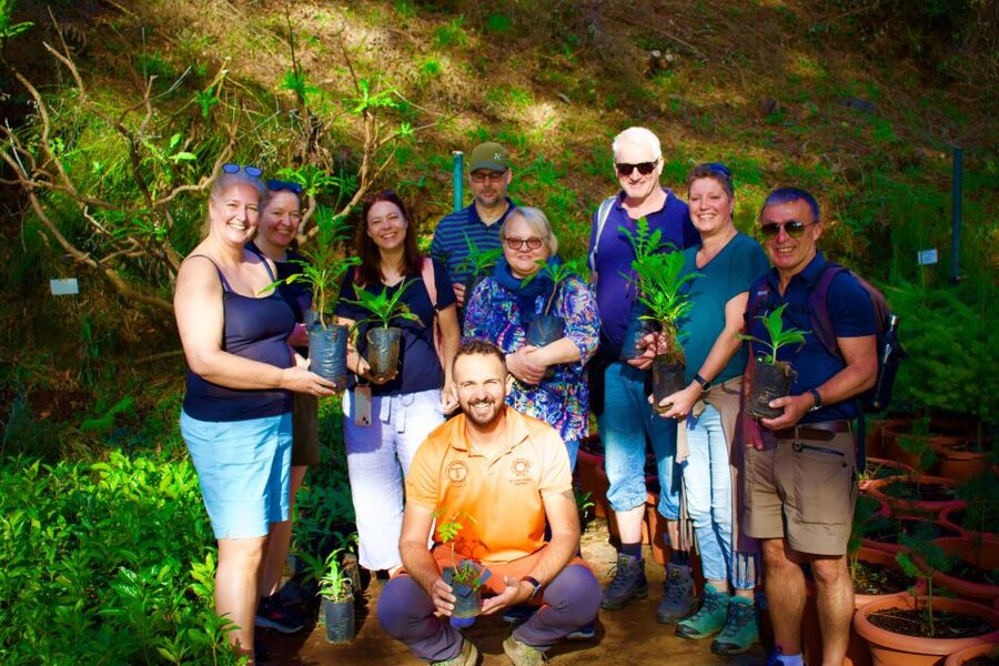Madeira: Arieiro, Santana, Ponta de São Lourenço Jeep Tour - A scenic drive and the kind of stop you didn’t plan for