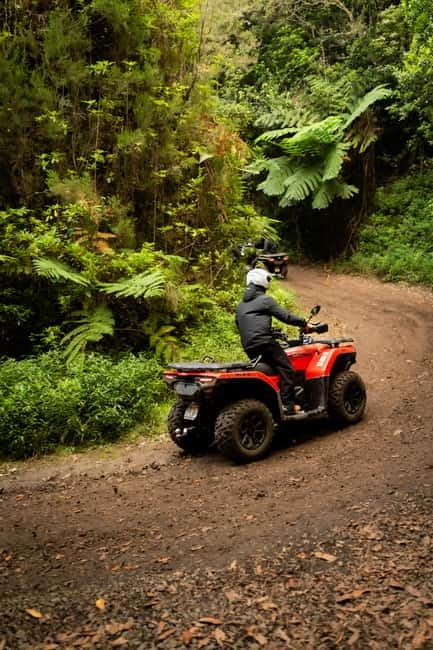 Madeira: Aventura Off-Road de ATV ou Quad - Adrenalina - The quad ride itself: how the guide turns beginners into riders