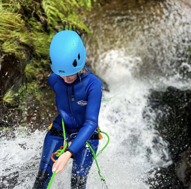 Madeira: Beginner Canyoning - Level 1 - The Swimming and Snorkeling Bits: Where the Canyon Turns Relaxing