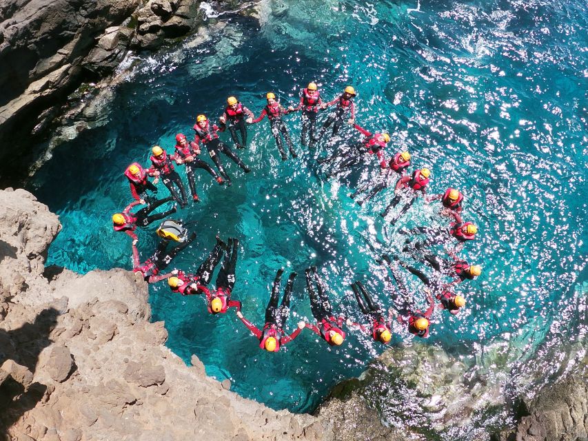 Madeira: Coasteering Tour - Snorkeling and sea caves: where the water time pays off