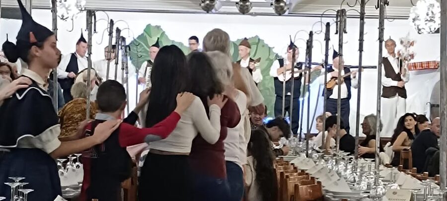 Madeira: Folk Dancing Show and Traditional Local Dinner - Dietary Needs and Comfort Tips (So You Don’t Get Caught Off Guard)