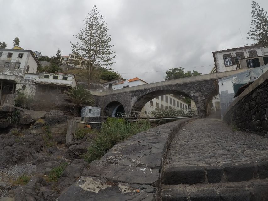 Madeira: Garajau Nature Reserve Kayak and Snorkel Tour - Meeting at the Cristiano Ronaldo Statue, Then Getting Your Bearings