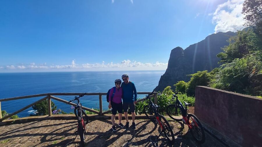 Madeira: Guided E-bike Tour of the North Coast - Meeting point to morning flow: how pickup and time usually play out