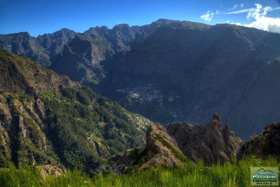Madeira: Half-Day Nun's Valley and Sea Cliff Tour - Quick takeaways