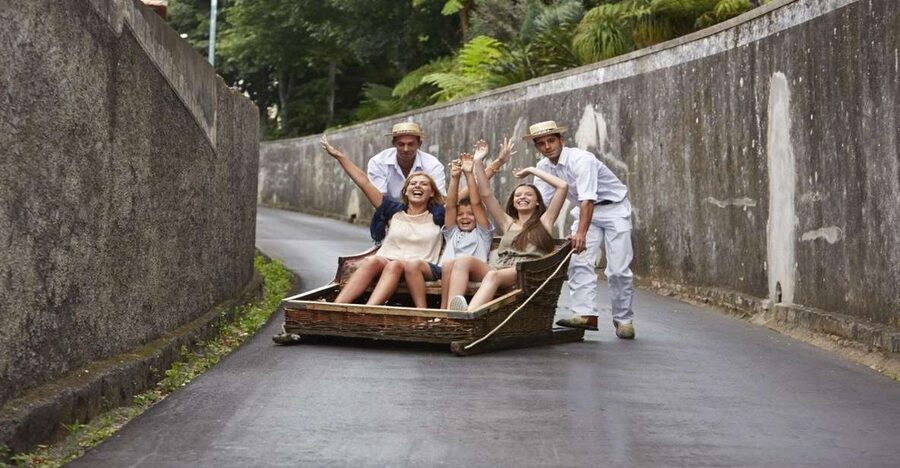 Madeira: Monte Sightseeing Tour & Toboggan Sled Ride - What to do before you go so the ride feels fun
