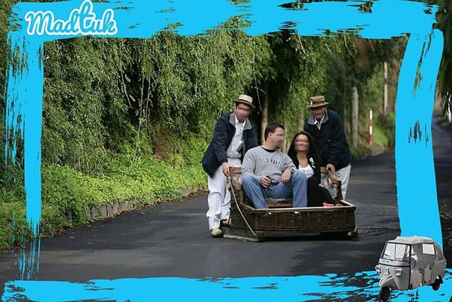 Madeira: Monte Toboggan & Old Town Guided Tuk Tour by MadTuk - Avenida do Mar and Miradouro dos Marmeleiros, quick stops that set the mood