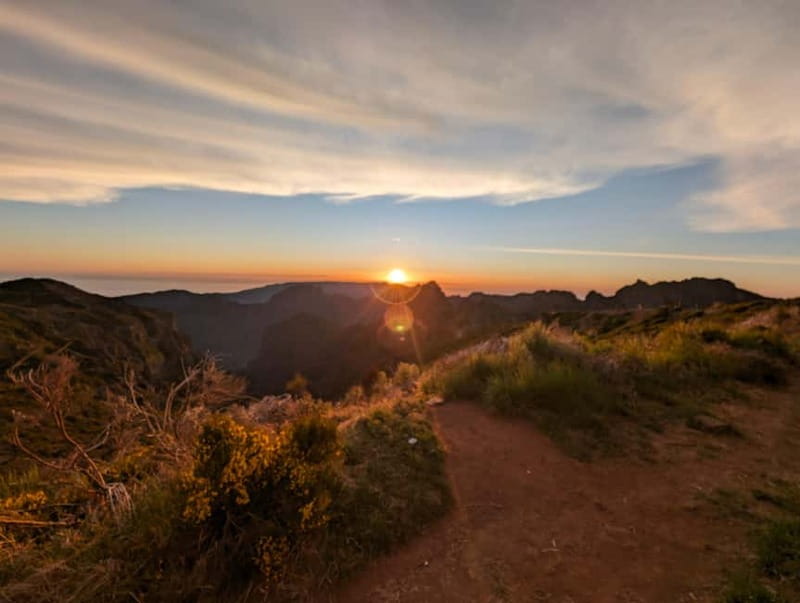 Madeira: Pico Arieiro Sunset with Stairway to Heaven Option - Pico do Arieiro sunset: why this one hits different