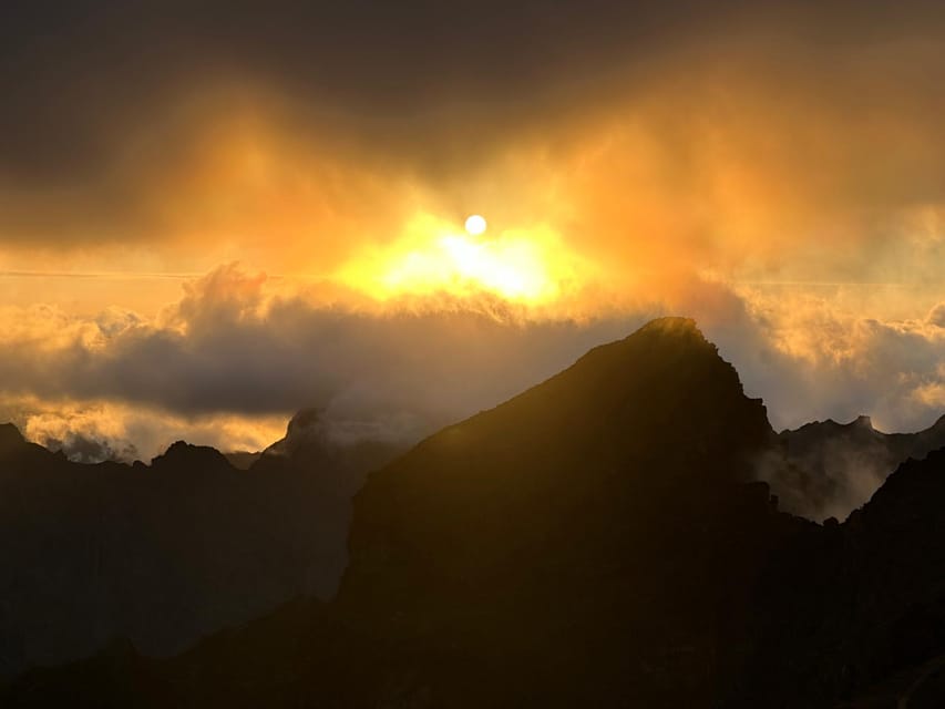 Madeira: Pico Arieiro Sunset with Stairway to Heaven Option - When weather gets bad, you still have a meaningful evening