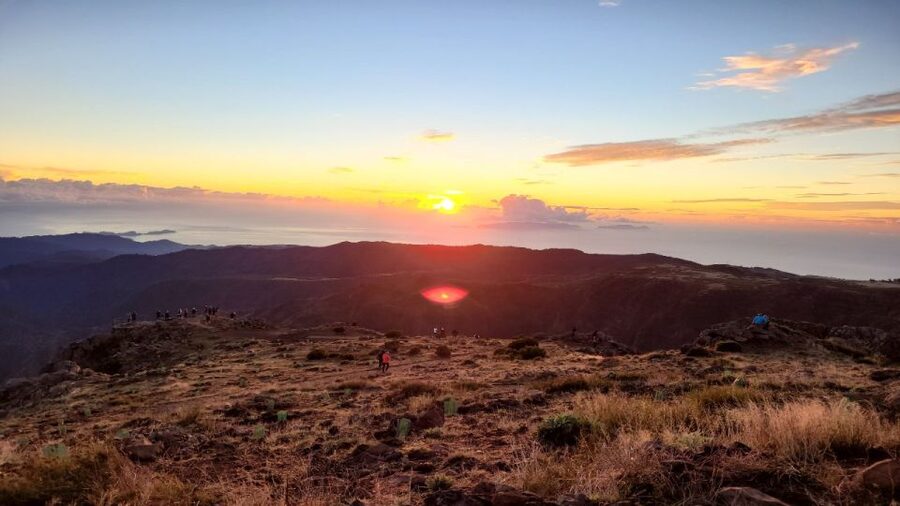 Madeira: Pico do Areeiro Sunrise Tour - Why Pico do Areeiro Sunrise Feels Like a Front-Row Seat