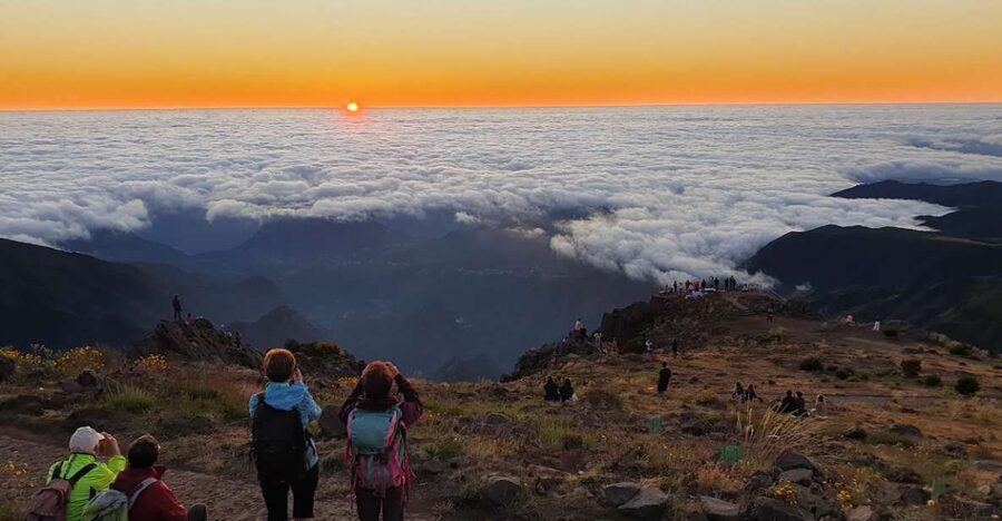 Madeira: Pico do Areeiro Sunrise Tour - Getting to Pico do Areeiro: Heights, Mist, and Photo Timing