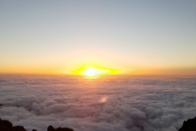 Madeira: Pico do Arieiro Sunrise Tour - Pico do Arieiro at first light, Madeira’s high-wire viewpoint