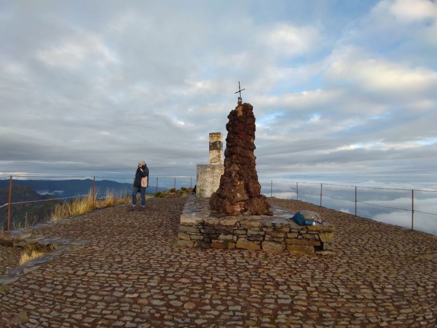 Madeira: Pico Ruivo Guided Sunrise Hike with Hotel Pickup - The night sky start: head torches, Milky Way moments, and pacing tricks