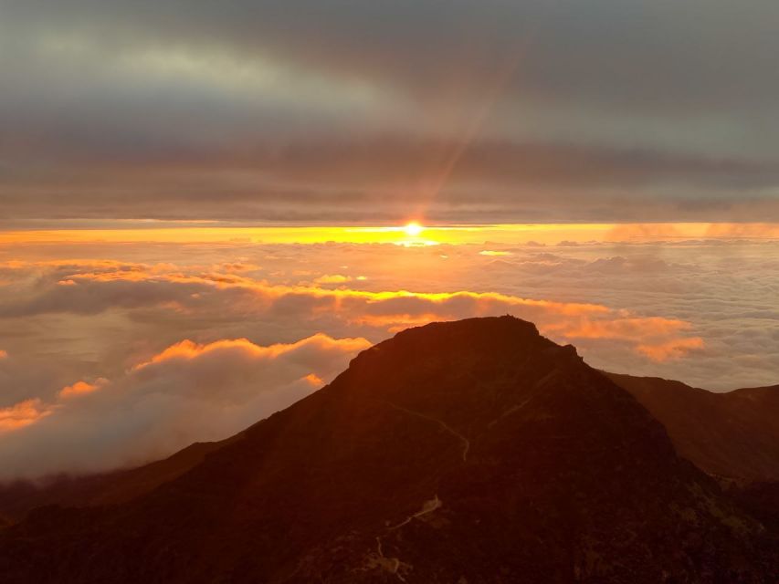 Madeira: Pico Ruivo Guided Sunrise Hike with Hotel Pickup - The descent and the ride back: what your body will feel by 9:30