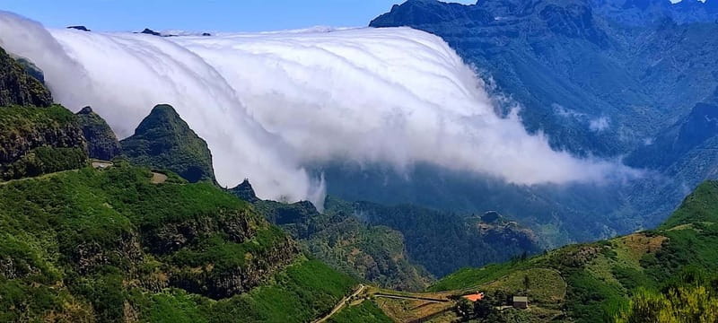 Madeira Private 4-Seater Mercedes VIP - Food and Timing: How the Day Stays Relaxed