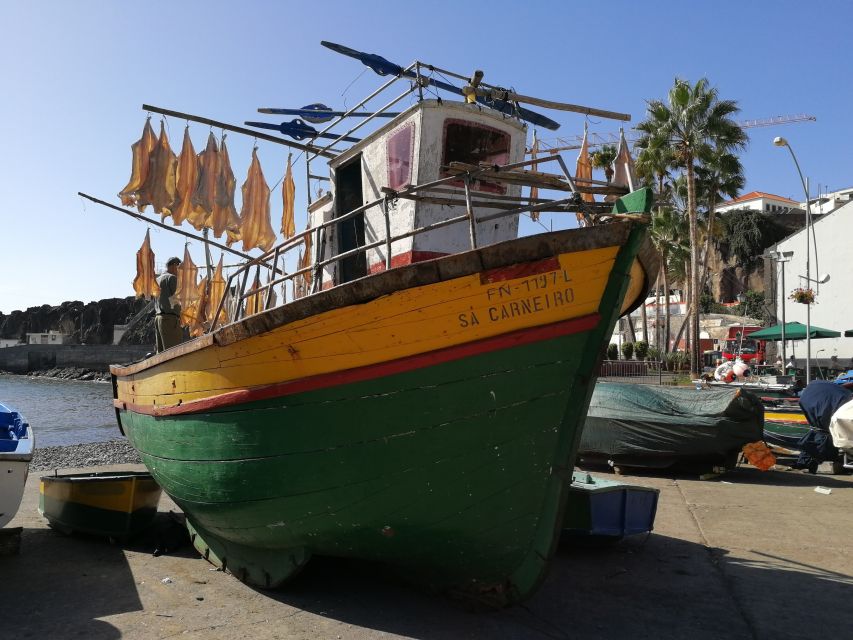 Madeira: Private Guided Cabo Girão Tour - Private tuk tuk comfort for Madeira’s west coast