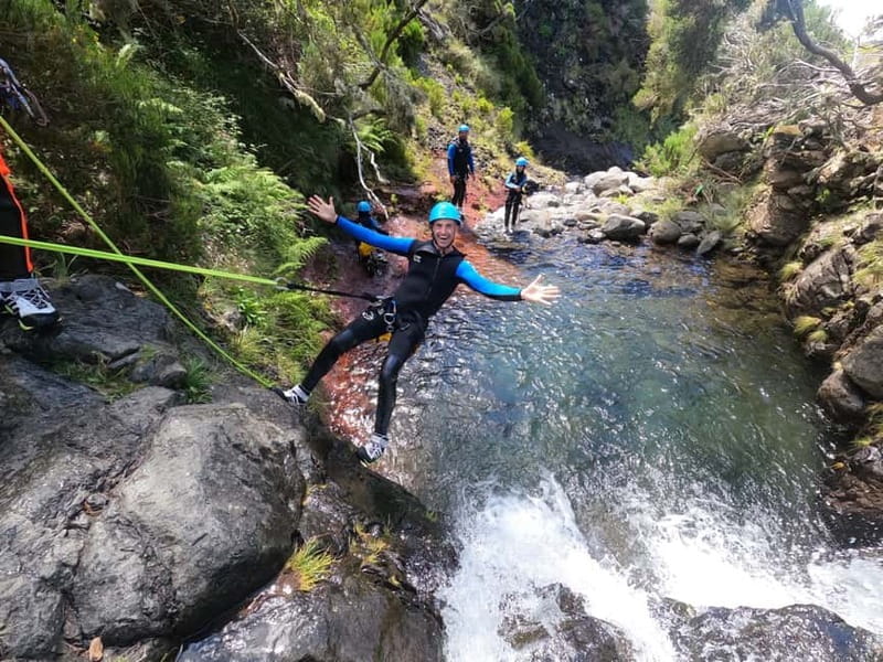Madeira : Ribeira das Cales Canyoning (Level 1) - What to bring (and the one thing people forget: towel)