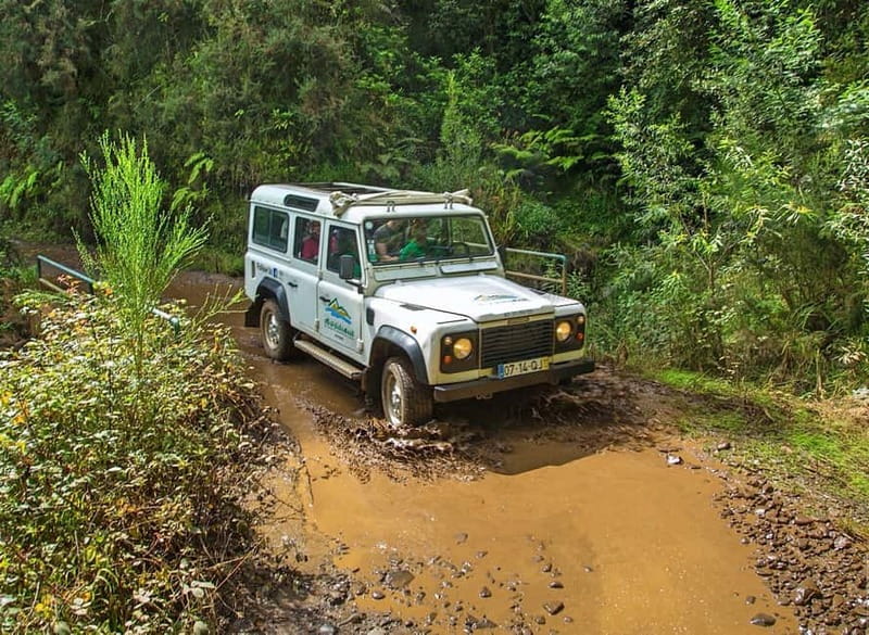 Madeira: Santana Jeep Safari and Referta Levada Walk - Porto da Cruz rum stop: a sensory break on the North Coast