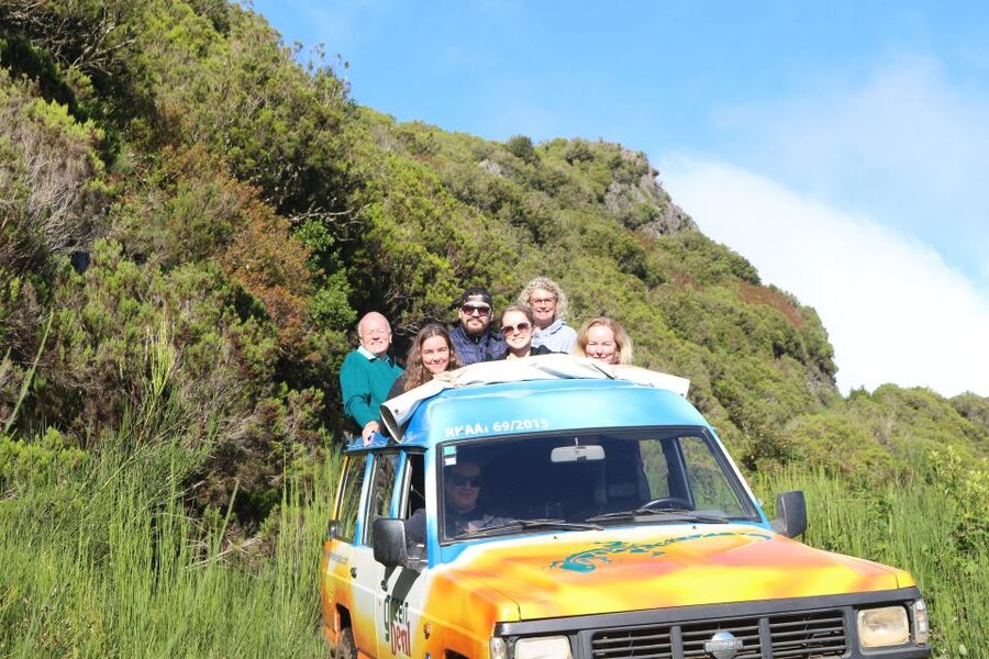 Madeira : Southwest coast, Run & Anjo´s Waterfall 4x4 Tour - The rum and gin distillery: a taste stop that connects to the land