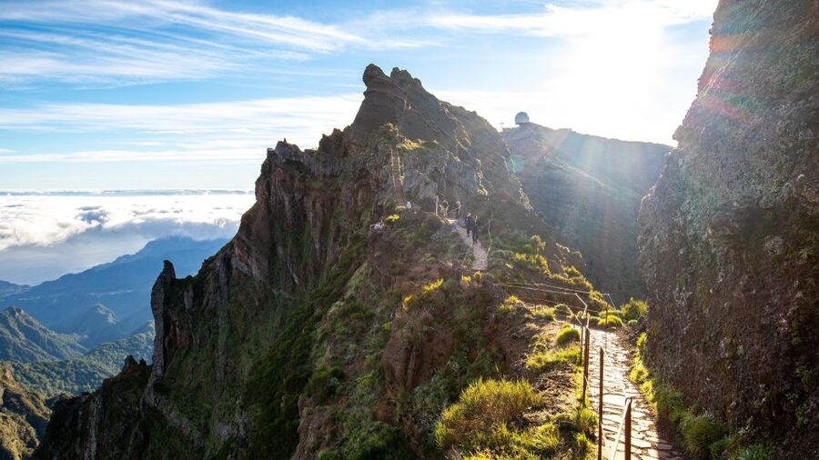 Madeira Stairway to Heaven to Larano Hike Mountain to Sea - Picnic in paradise: cliffs, snacks, and the sea in the background