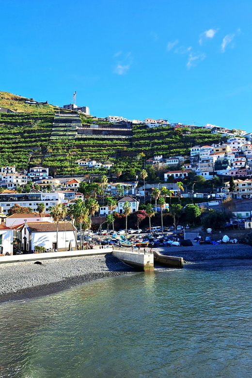 Madeira : Trike Guided Tour of the Island - Laurisilva, Santana, Monte, and Ponta de São Lourenço on 6 hours