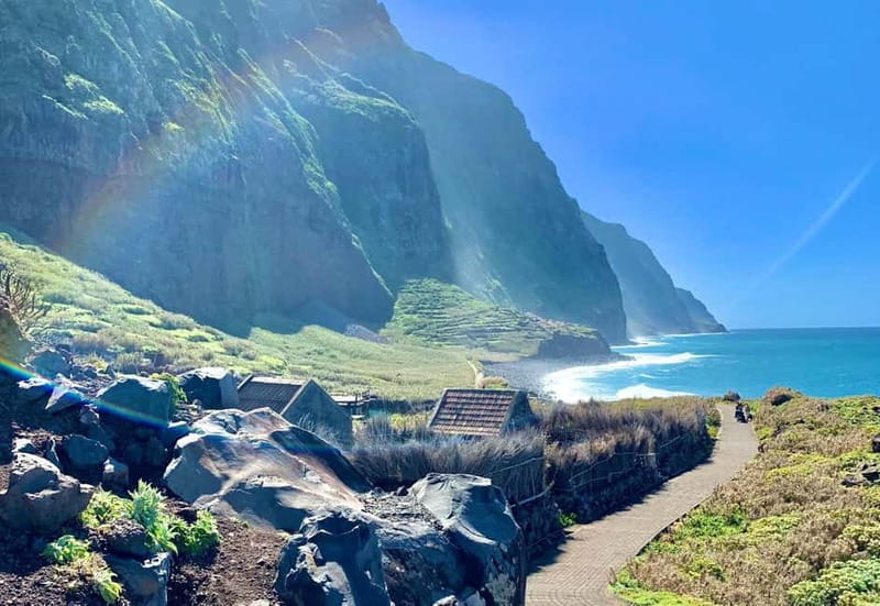 Madeira: Westside Achadas Cruz, Moniz, Seixal and Fanal - Porto Moniz natural sea pools: swim time on black volcanic rock