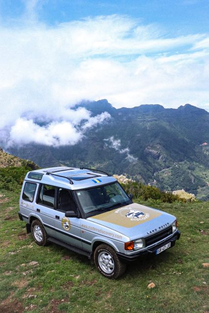 Madeira Wild West 4X4 Tour Safari - Laurissilva forest off-road in a Land Rover Discovery