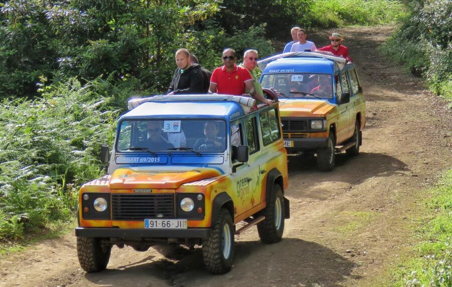 Madeira: Wine & Tapas, Cabo Girão Skywalk 4x4 Jeep Adventure - Open-top 4x4 jeep adventure: why the small group matters