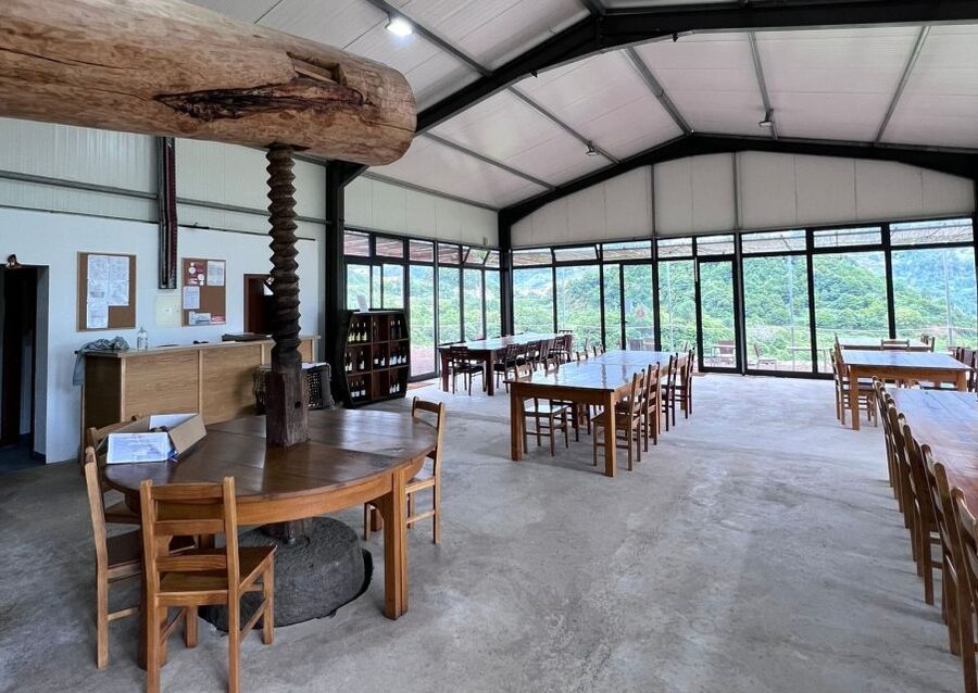 Madeira: Wine Tasting Guided Tour, Jeep Safari, & Viewpoints - Cabo Girão first, then a Jeep ride you can feel in your stomach