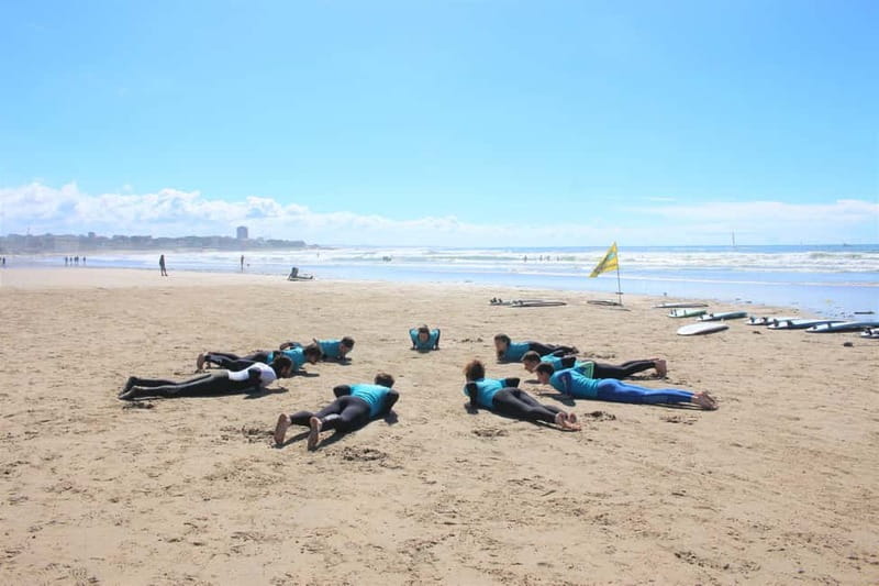 Matosinhos: Surfing Lesson with Equipment - Tips to get better faster on lesson one
