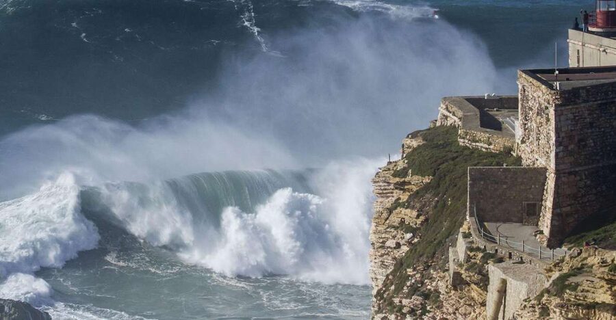 Óbidos, Nazaré & Alcobaça: Private Trip by Car - Your car day starts at Hard Rock Cafe Lisboa