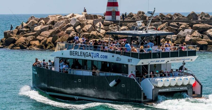 Peniche: Berlengas Island Caves Tour and Snorkeling - Getting from Peniche to Berlenga: the catamaran start that sets the tone
