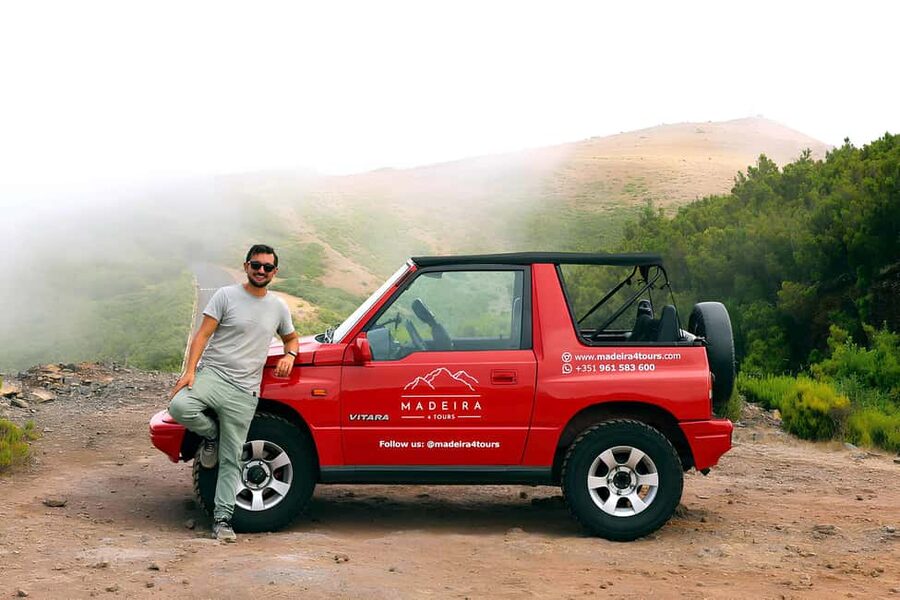 Pico do Arieiro in 4h: Immersive Private Tour - Monte to Terreiro da Luta: a 876 m viewpoint that sets the map in your head