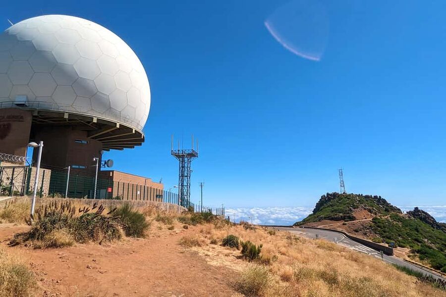 Pico do Arieiro in 4h: Immersive Private Tour - Funchal Ecological Park: geology, ribeiras, and a calm nature break