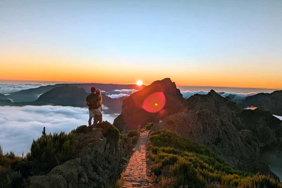 Pico do Arieiro in 4h: Immersive Private Tour - Timing, pacing, and why the route avoids the crowds