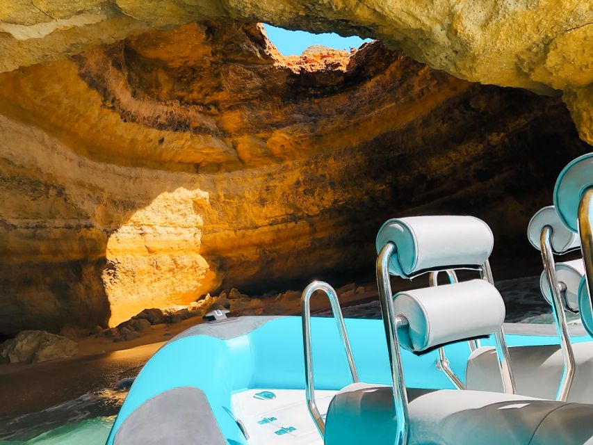 Portimão: Benagil Cave and Praia de Marinha Boat Tour - Getting the Best Seat for Photos and Comfort