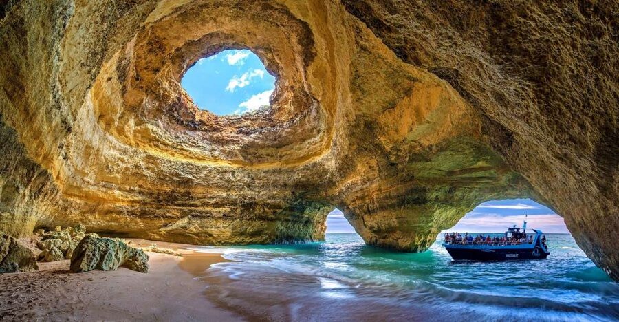 Portimão: Benagil Caves & Dolphins Watching with Biologist - The swim stop at a beach: how to prepare even if it gets canceled